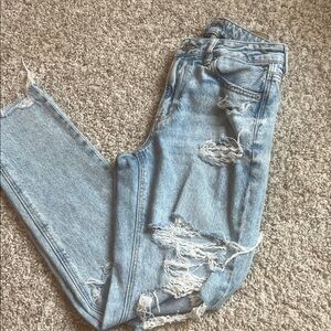 American Eagle Outfitters Light Blue Distressed Boyfriend Jeans